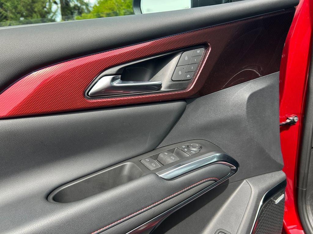 Used 2024 Chevrolet Traverse RS w/ LPO, Floor Liner Package image 23