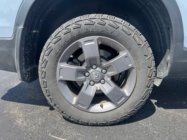 Used 2025 Honda Ridgeline TrailSport image 10