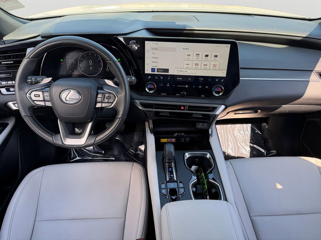 Used 2023 Lexus RX 350 Premium w/ Accessory Package AWD/4WD image 12