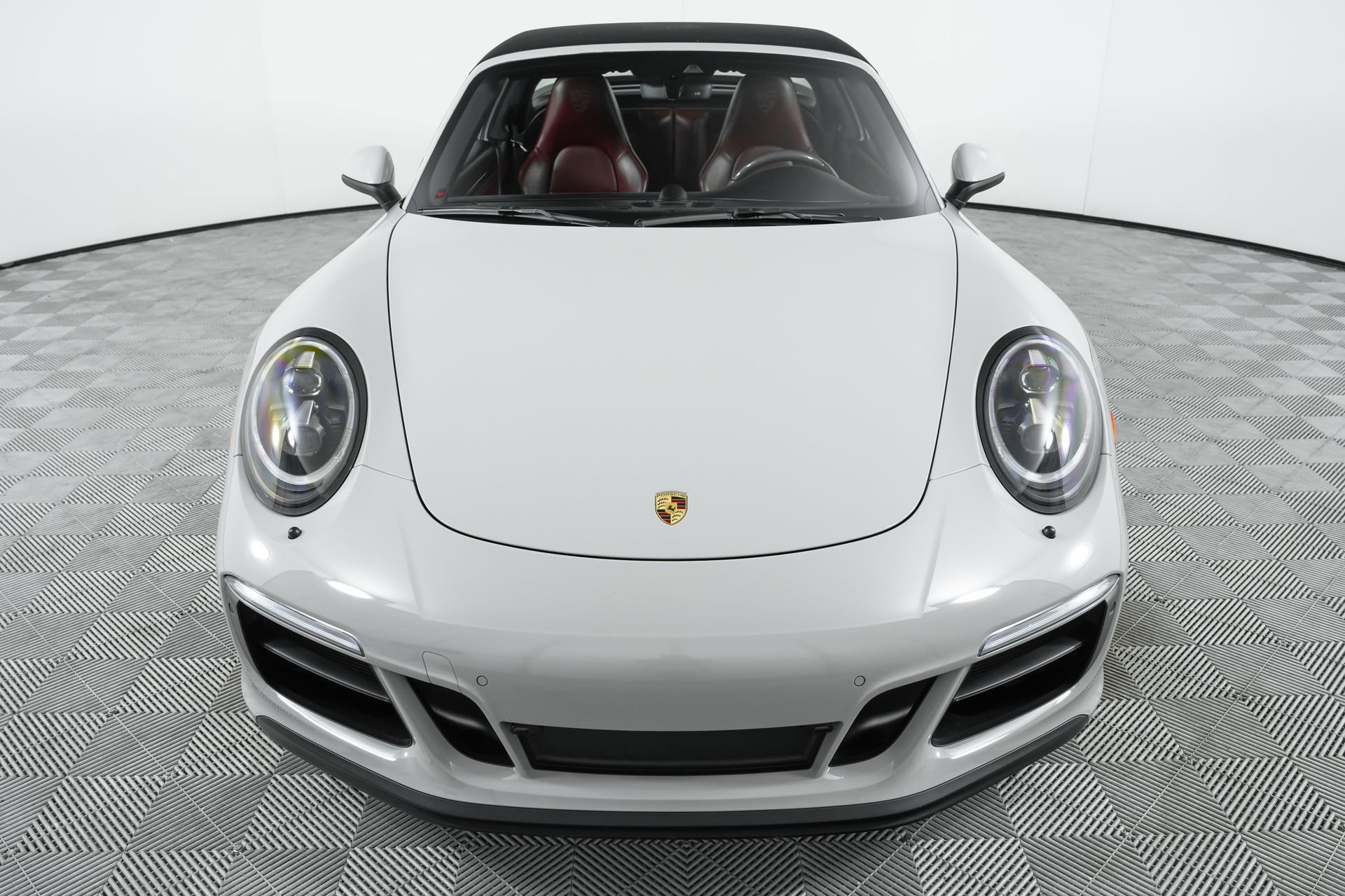 Used 2018 Porsche 911 Targa 4 GTS image 61