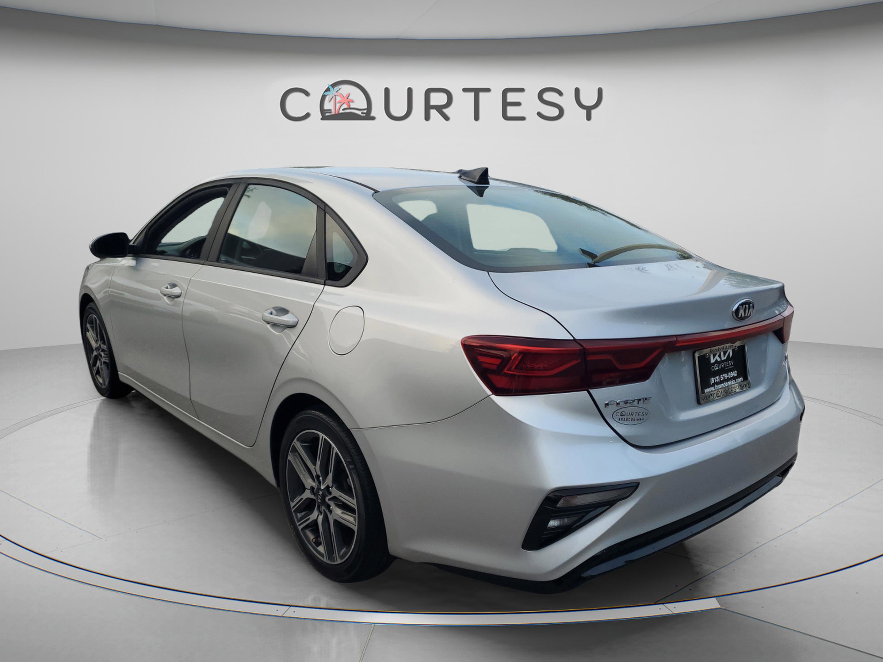 Used 2019 Kia Forte S w/ S Premium Package FWD image 2