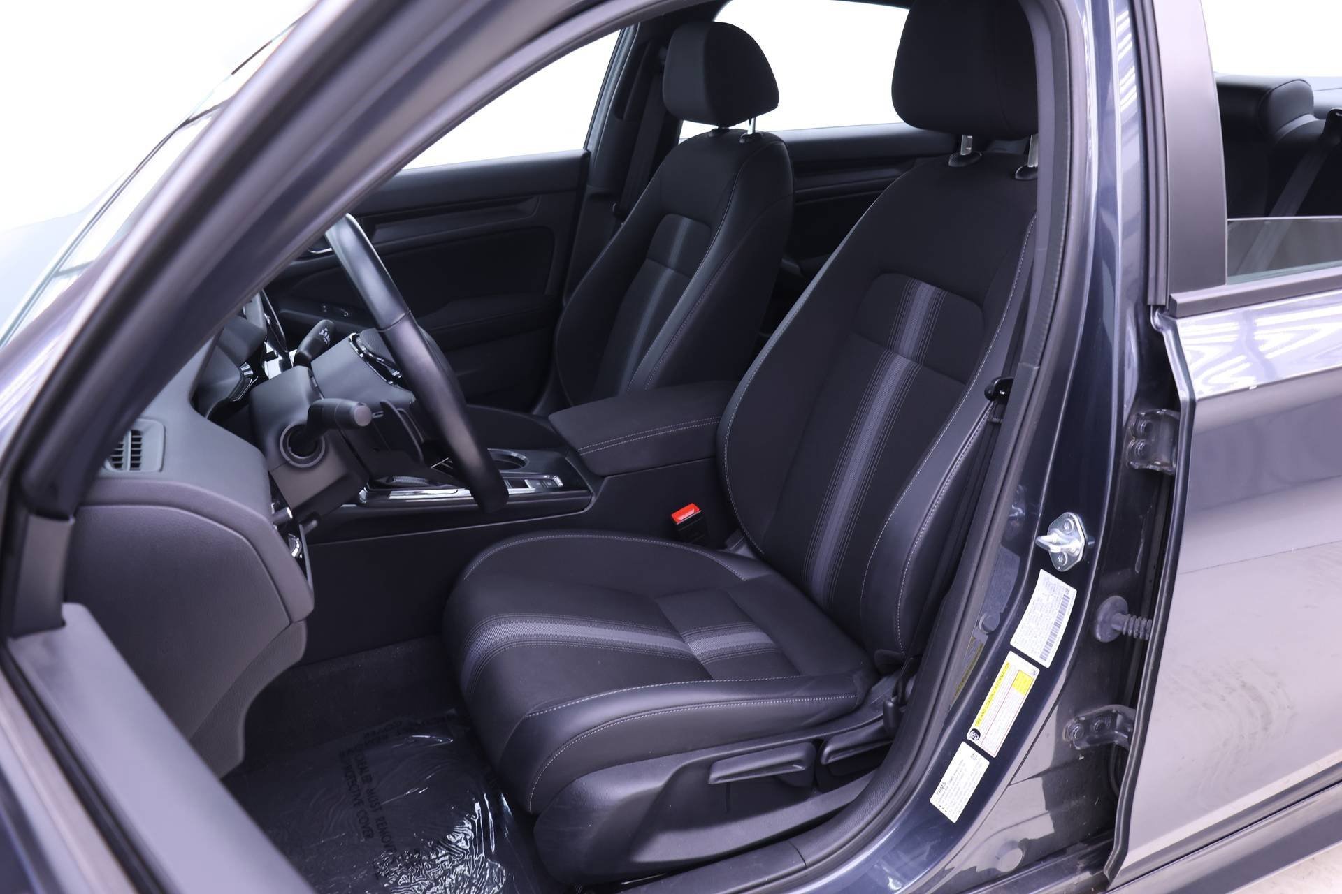 Used 2023 Honda Civic Sport image 4