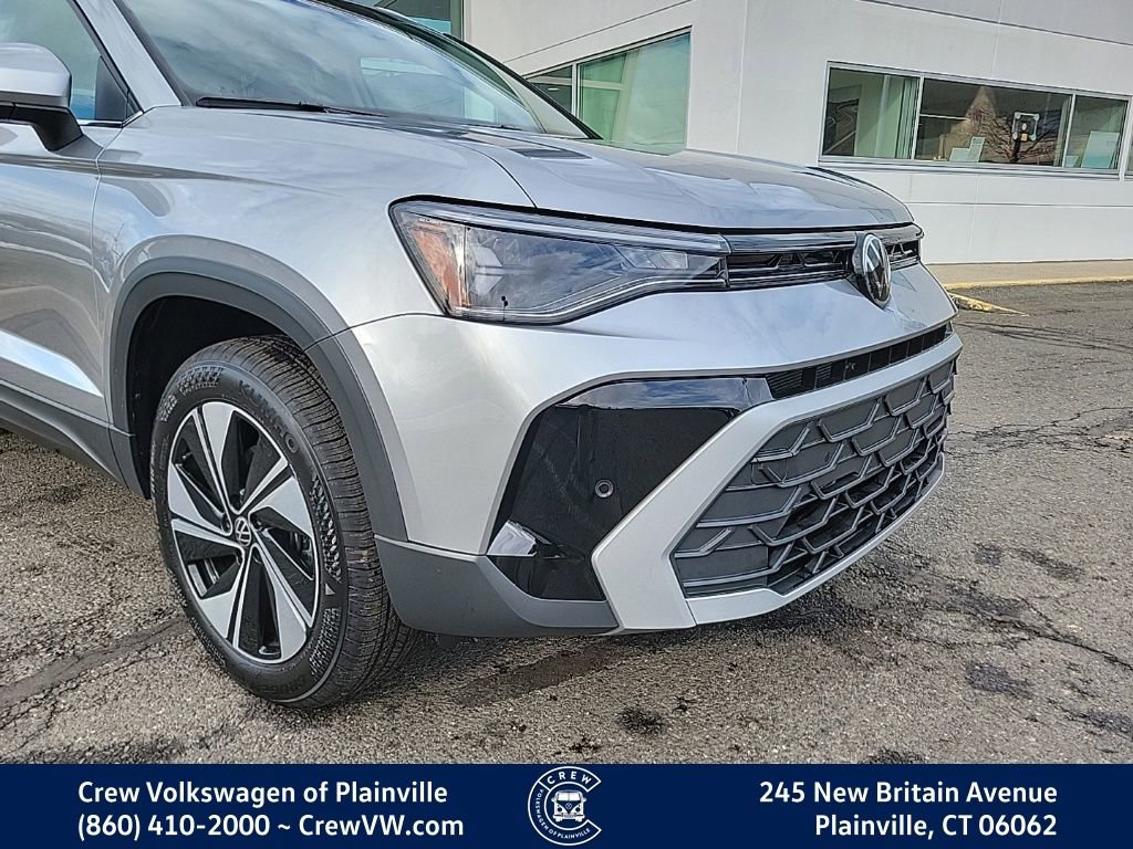 New 2026 Volkswagen Taos SE image 21