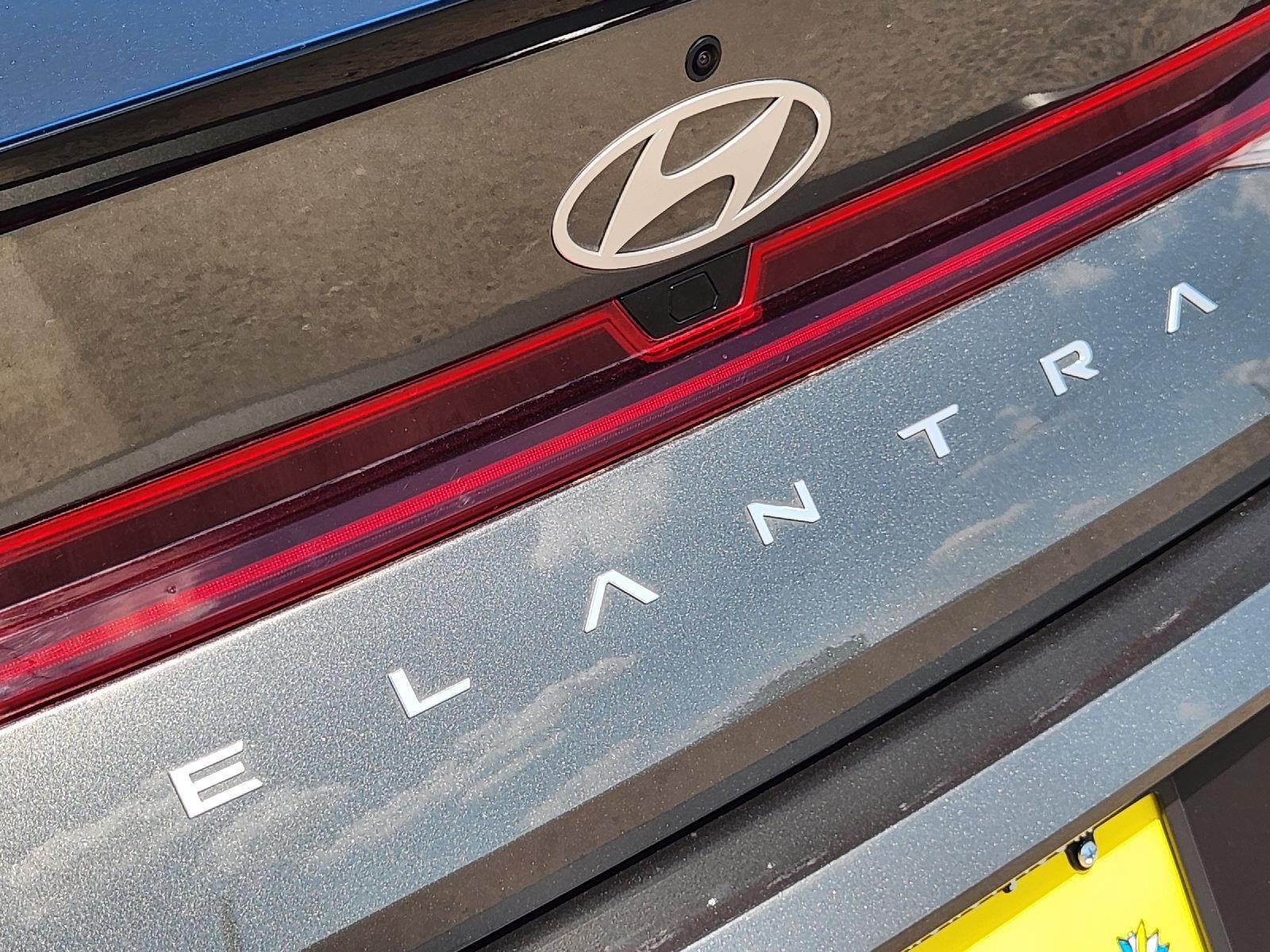Used 2026 Hyundai Elantra SEL Sport Premium FWD image 12