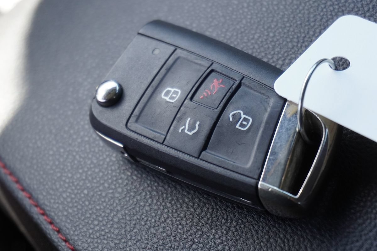 Used 2019 Volkswagen GTI SE FWD image 26