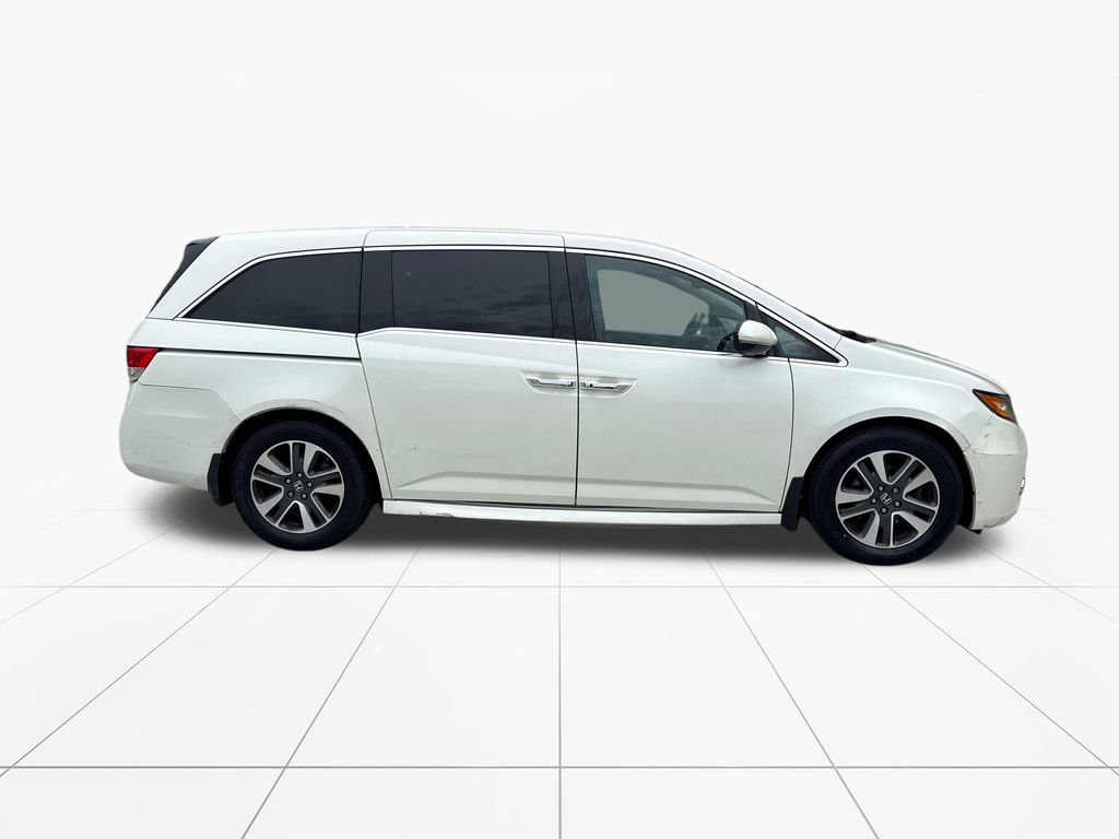 Used 2015 Honda Odyssey Touring Elite image 9