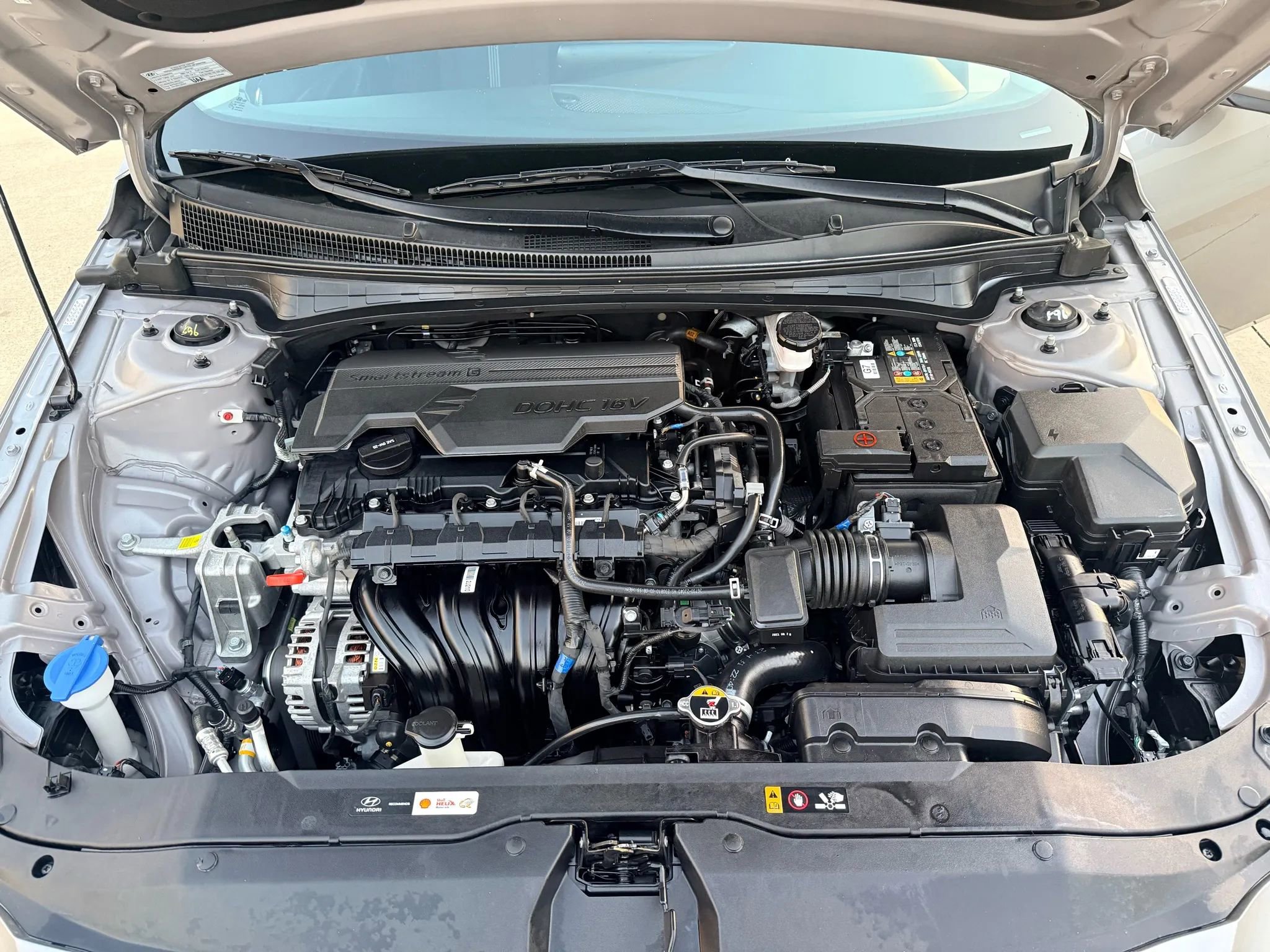 Used 2024 Hyundai Elantra SE image 24