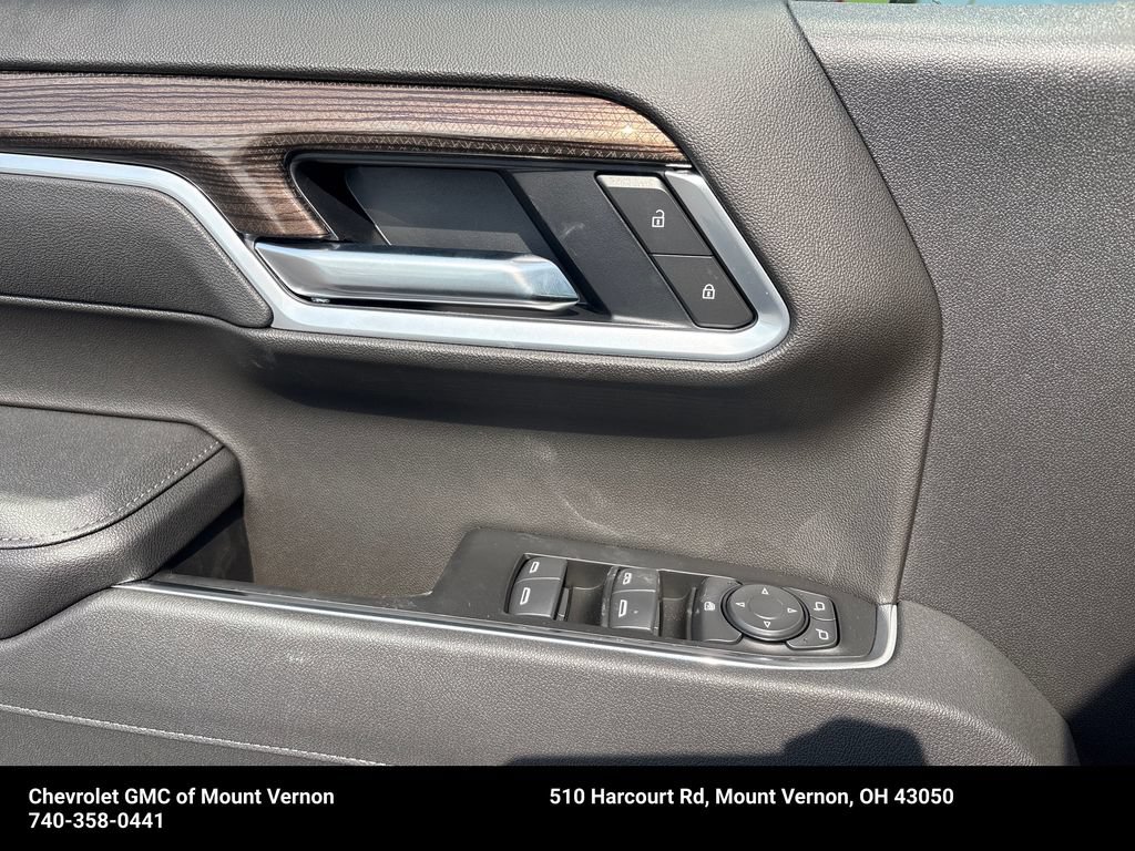 New 2026 Chevrolet Silverado 1500 RST w/ Redline Edition AWD/4WD image 15