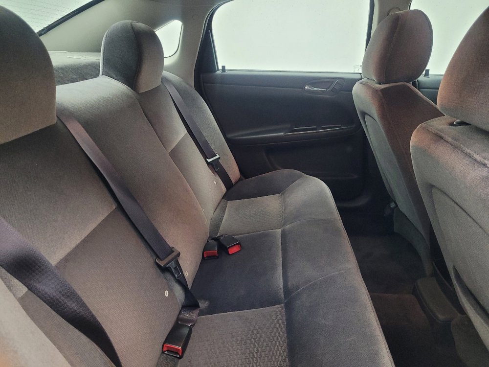 Used 2014 Chevrolet Impala LT w/ LT Sunroof Package FWD image 19