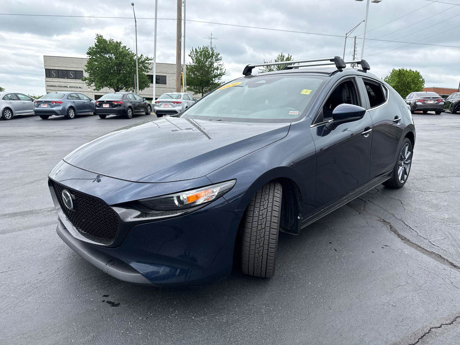 Used 2024 MAZDA MAZDA3 s FWD video 3