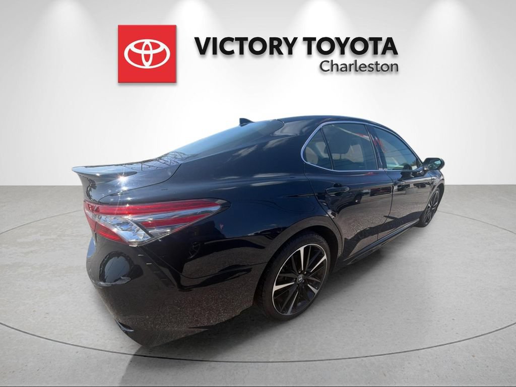 Used 2018 Toyota Camry XSE FWD image 7