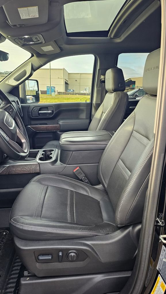 Used 2023 GMC Sierra 2500 Denali w/ Denali Ultimate Package image 5
