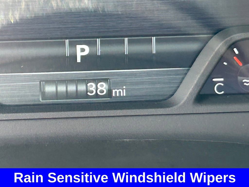 Used 2025 RAM 1500 Laramie image 43