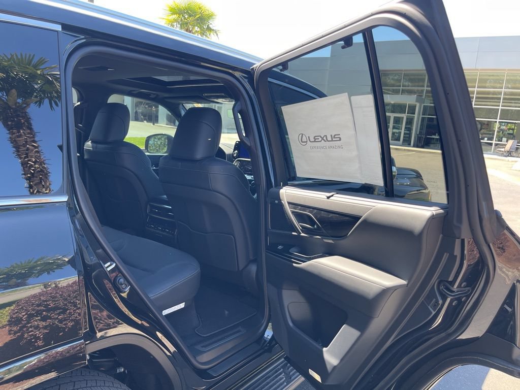 New 2026 Lexus LX 700h Luxury w/ Accessory Package (Z1) AWD/4WD image 17