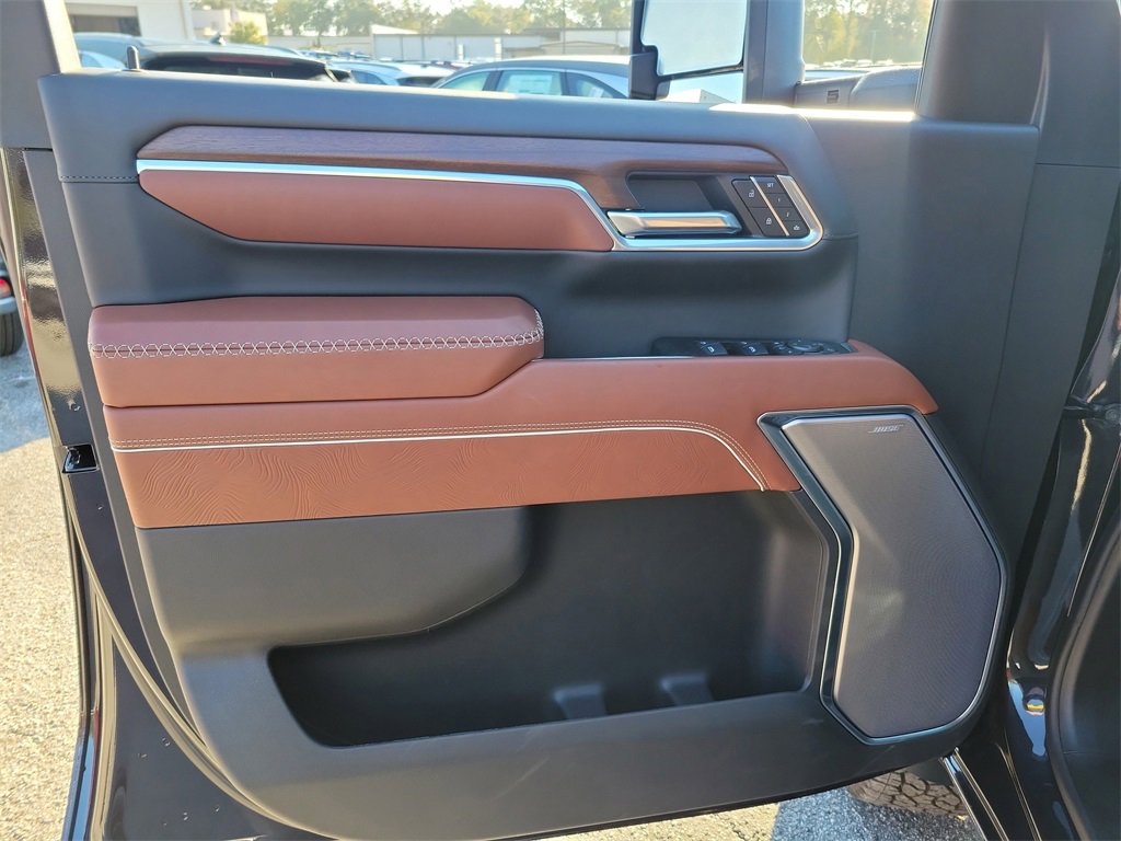 New 2026 GMC Sierra 2500 Denali Ultimate w/ Max Trailering Package image 18