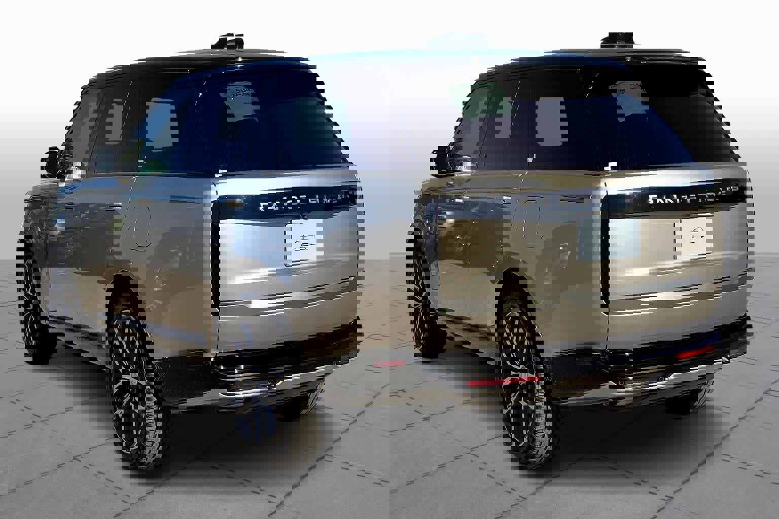 New 2025 Land Rover Range Rover SE image 12