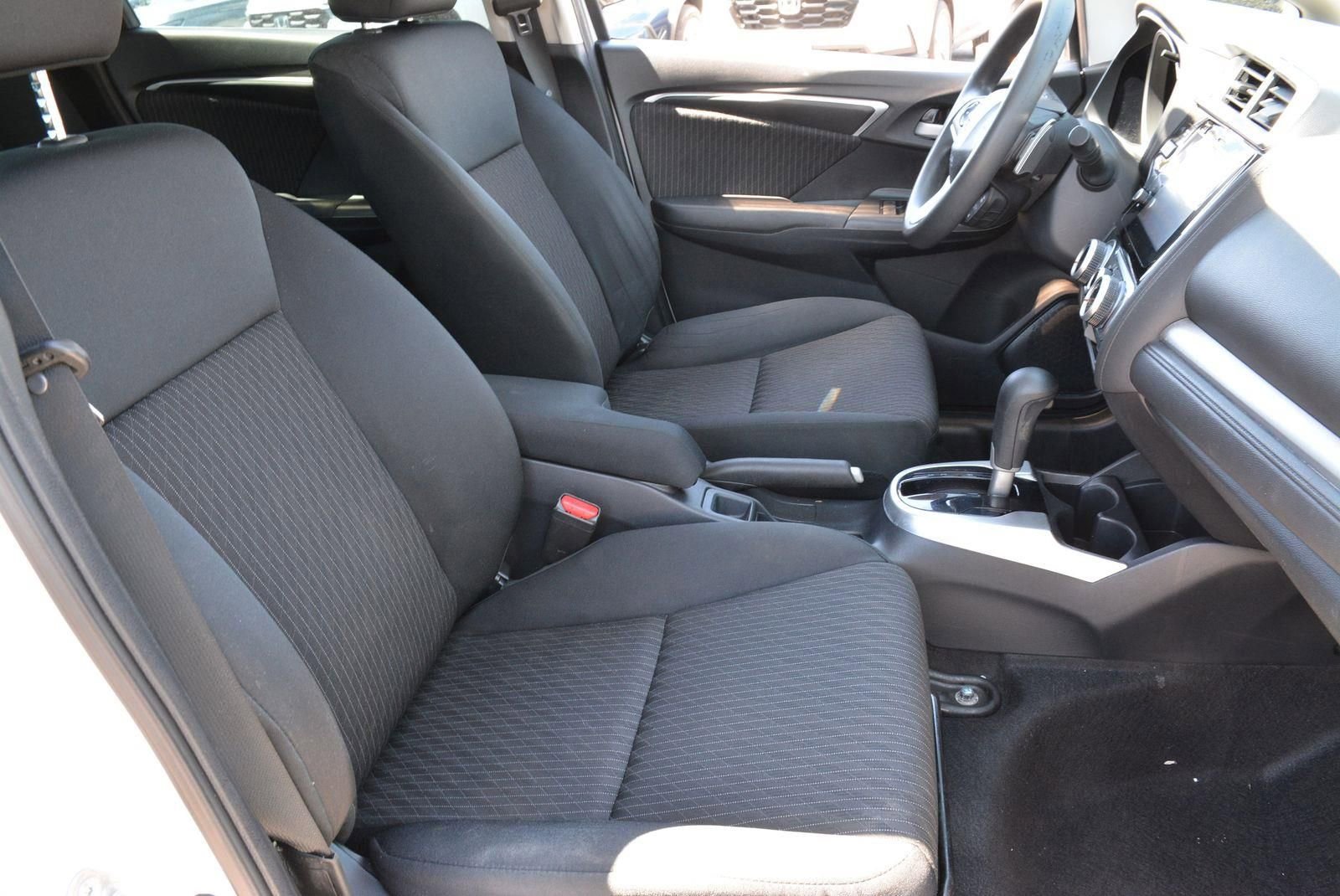 Used 2018 Honda Fit EX image 19