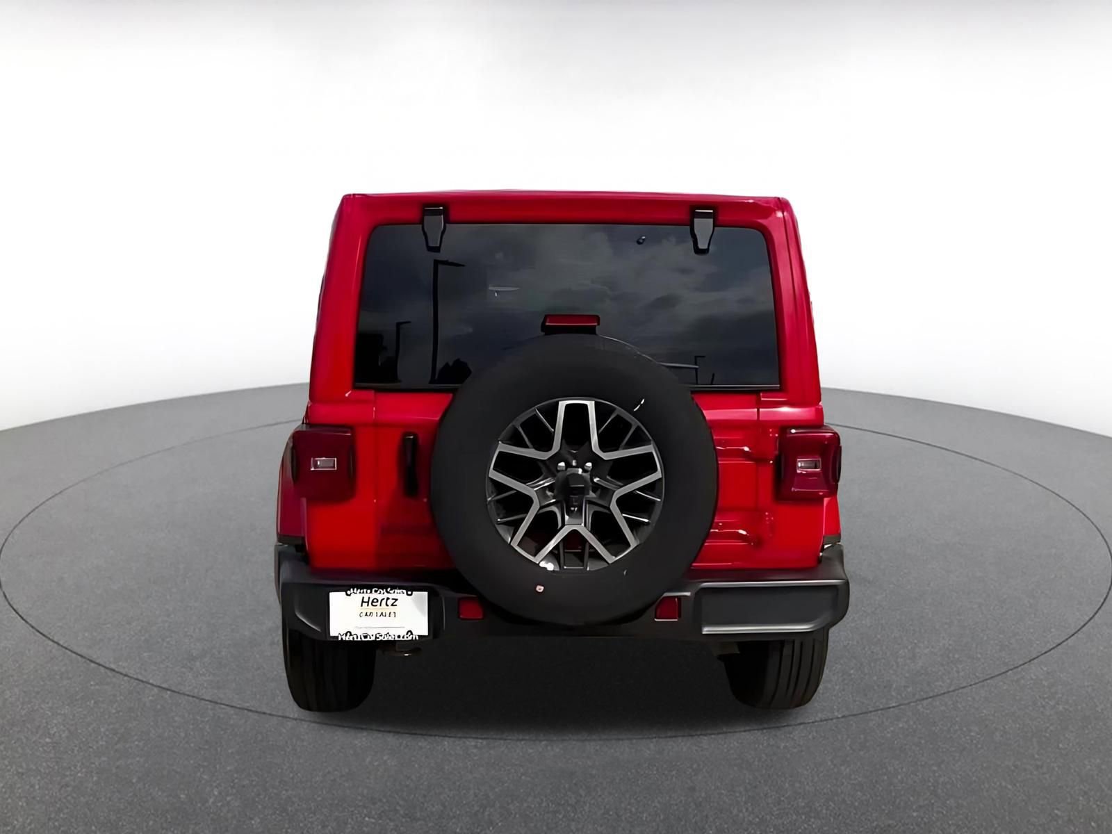 Used 2025 Jeep Wrangler Unlimited Sahara AWD/4WD image 9