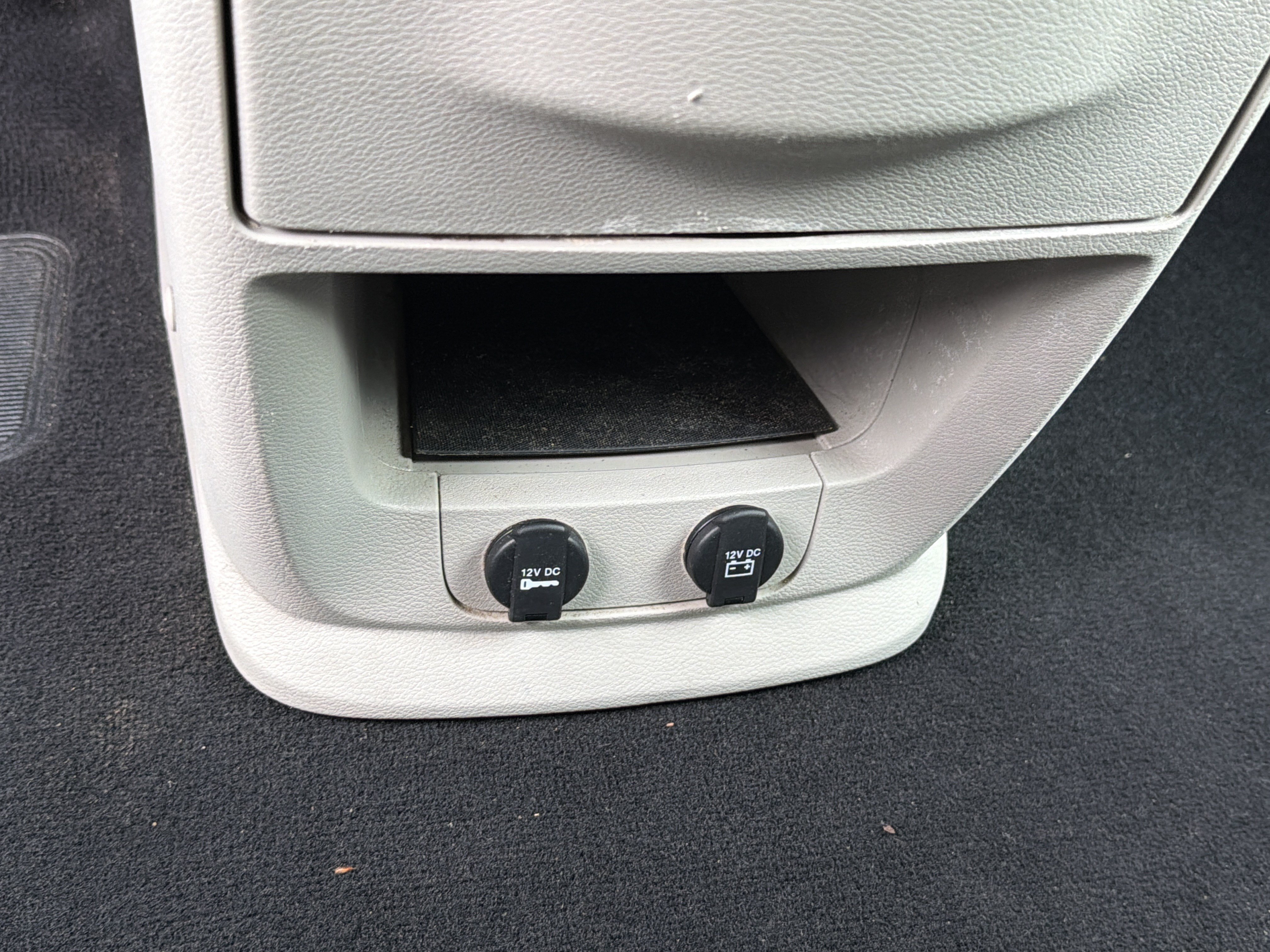 Used 2019 Dodge Grand Caravan w/ UConnect Hands-Free Group FWD image 24