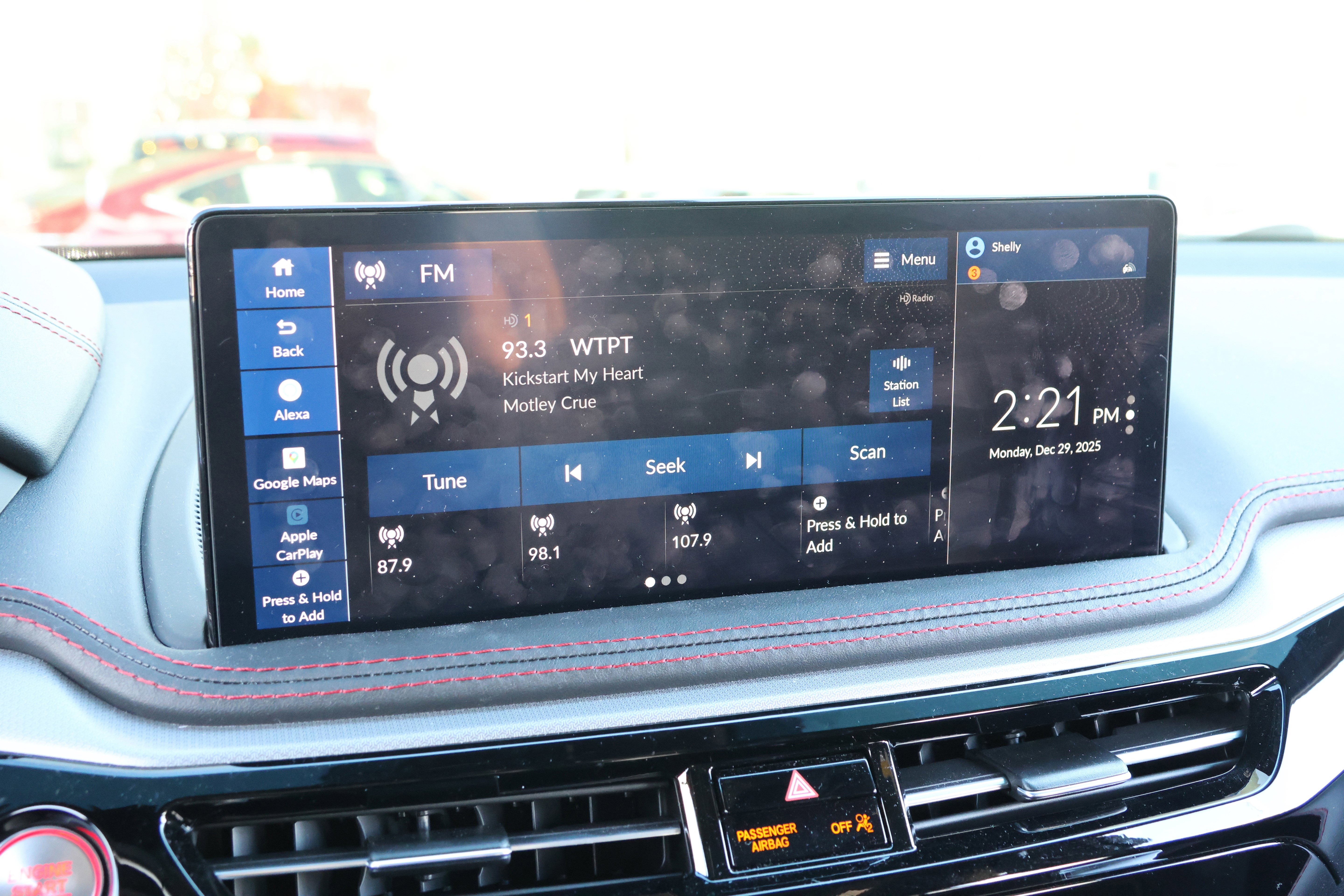 Used 2025 Acura MDX A-Spec image 24