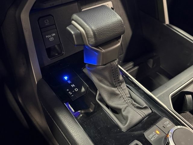 Used 2024 Toyota Tundra Limited AWD/4WD image 31