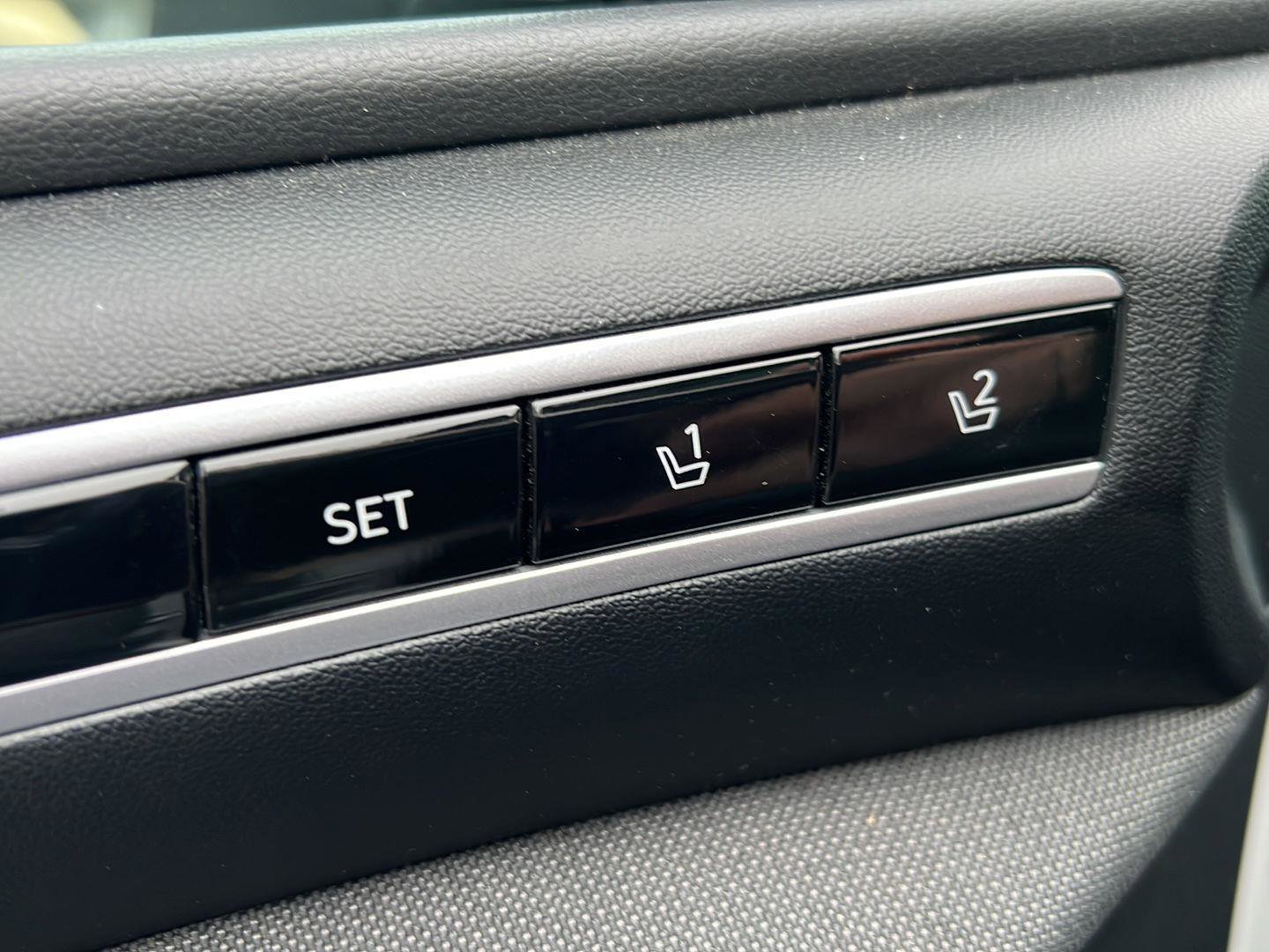 Used 2023 Hyundai Tucson Limited image 12