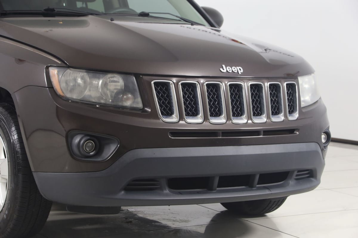 Used 2014 Jeep Compass Sport w/ Power Value Group FWD image 23
