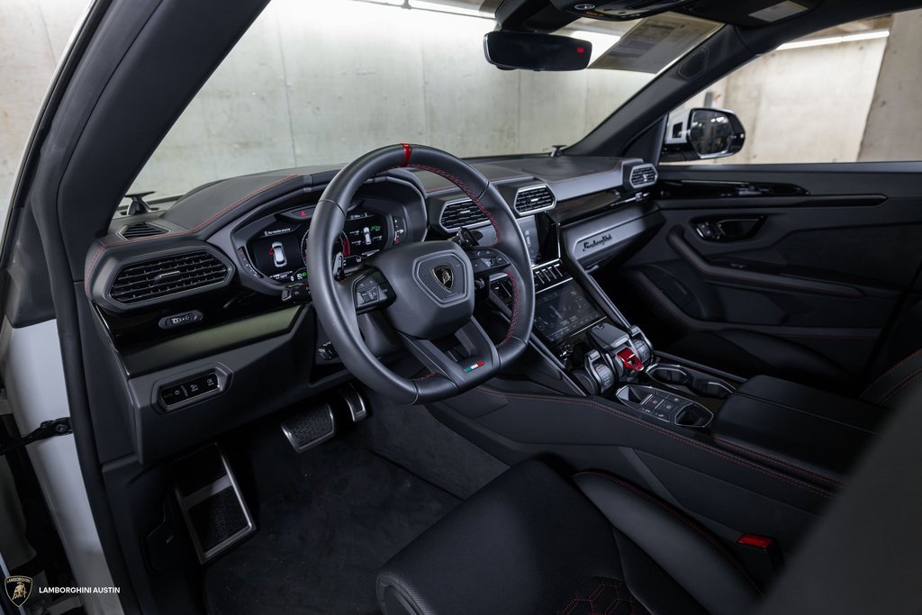 Used 2024 Lamborghini Urus S image 27