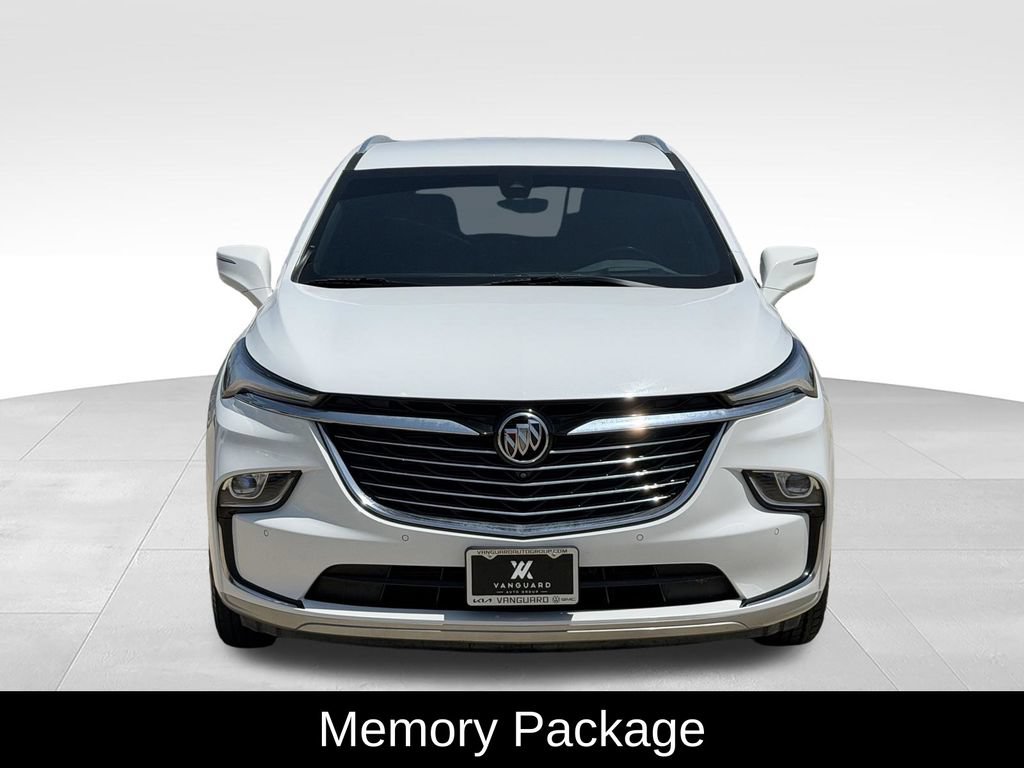 Used 2022 Buick Enclave Premium FWD image 3