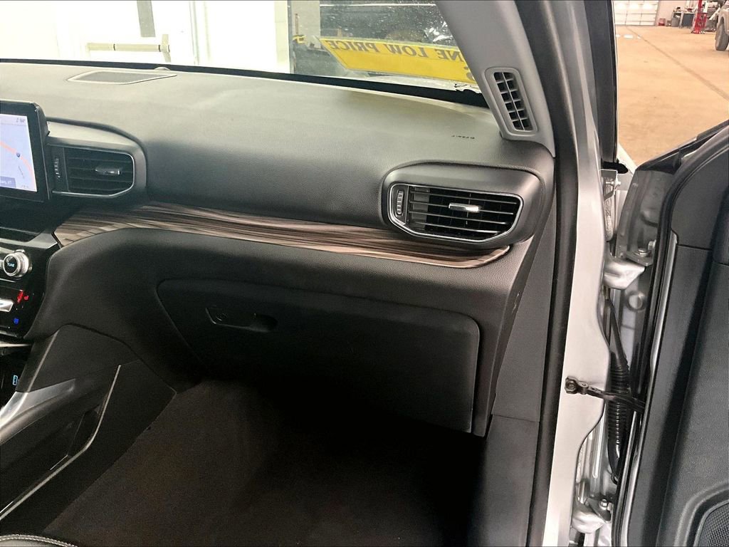 Used 2023 Ford Explorer Limited image 13