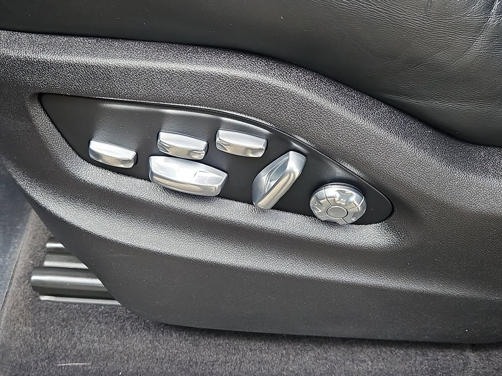 Certified 2021 Porsche Cayenne GTS AWD/4WD image 29
