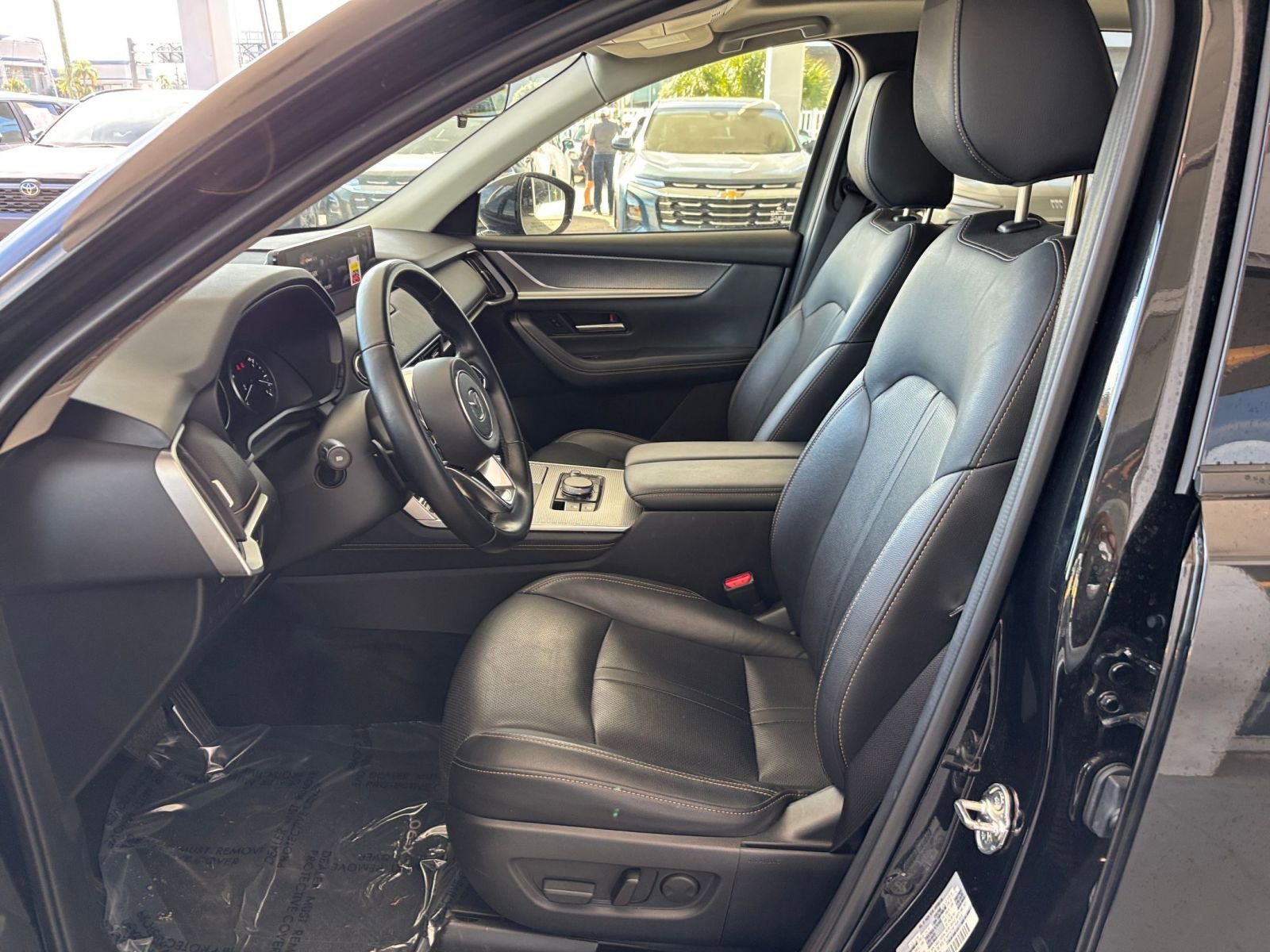 Used 2025 MAZDA CX-90 3.3 Turbo w/ Preferred Package AWD/4WD image 27