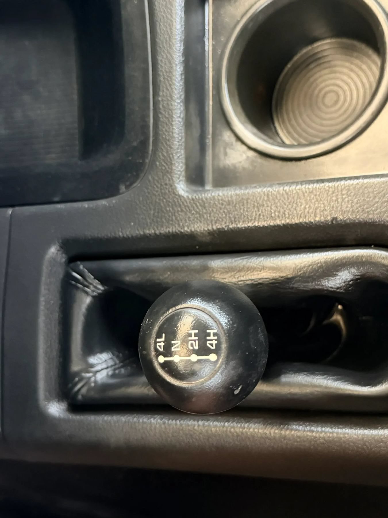 Used 2012 RAM 2500 ST w/ Protection Group AWD/4WD image 19