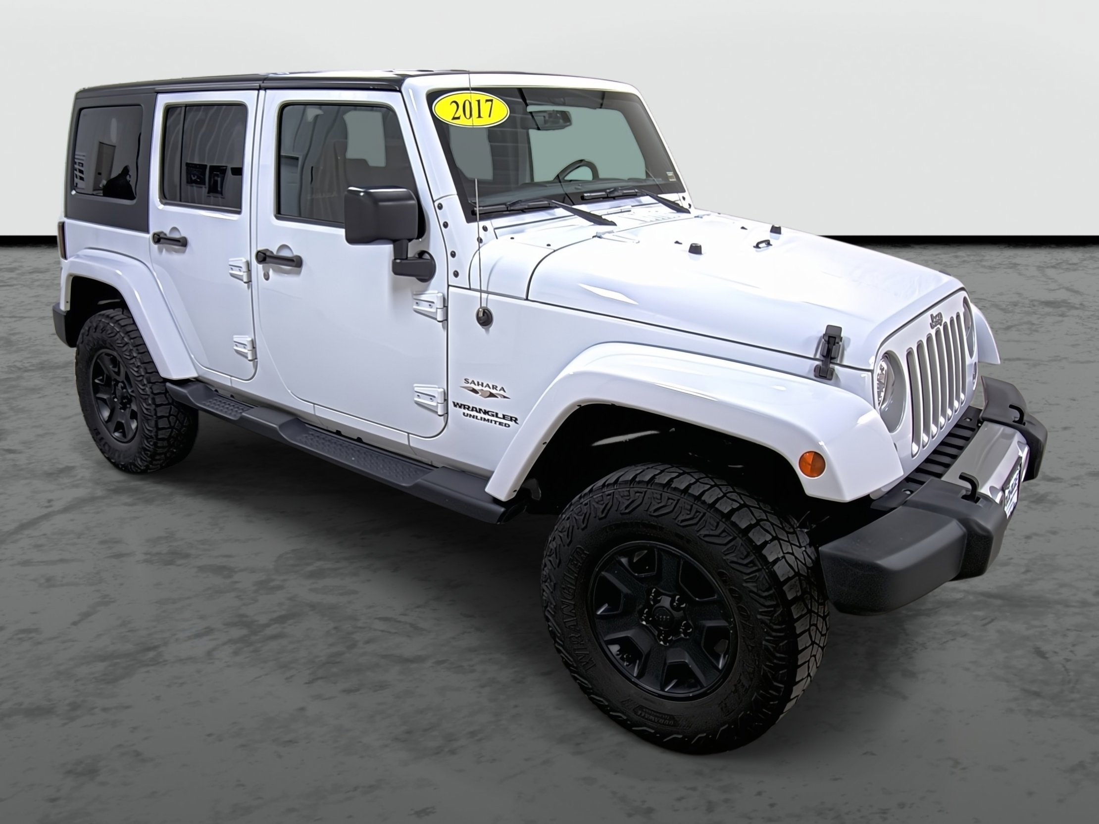 Used 2017 Jeep Wrangler Unlimited Sahara w/ Dual Top Group image 5