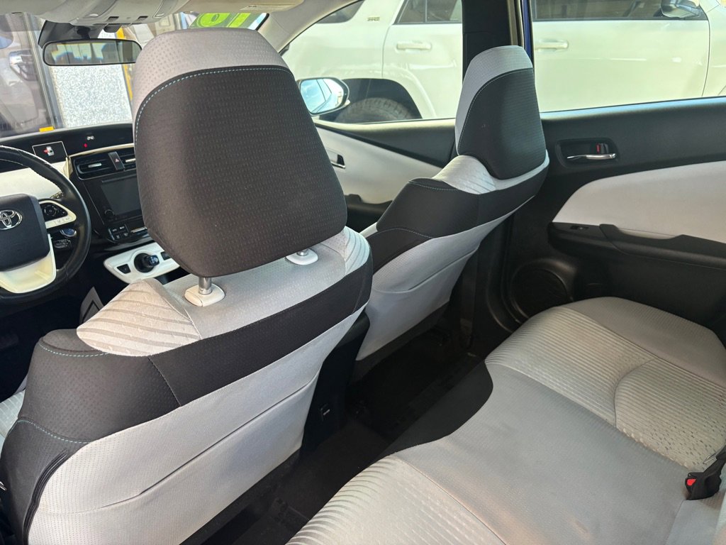 Used 2016 Toyota Prius Four image 19