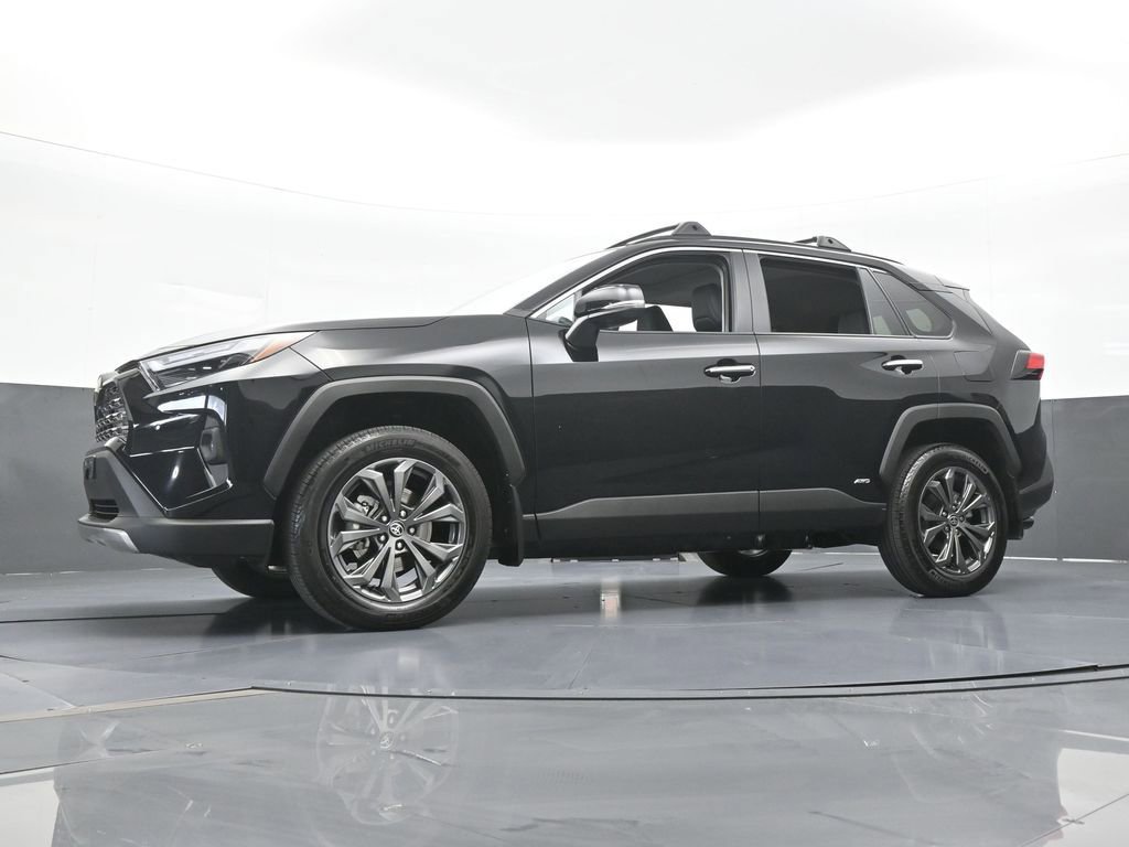 Used 2025 Toyota RAV4 Limited w/ Advanced Technology Package AWD/4WD image 54