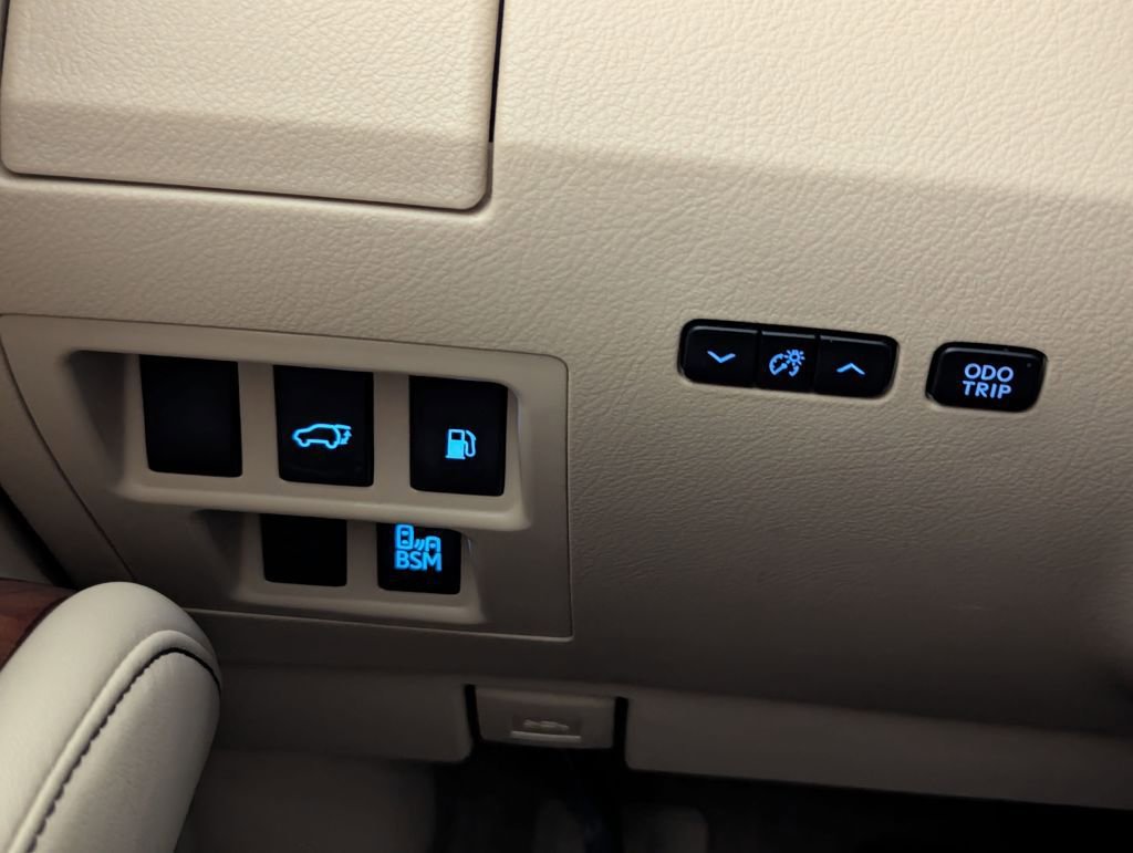 Used 2013 Lexus RX 350 FWD w/ Navigation Pkg image 78