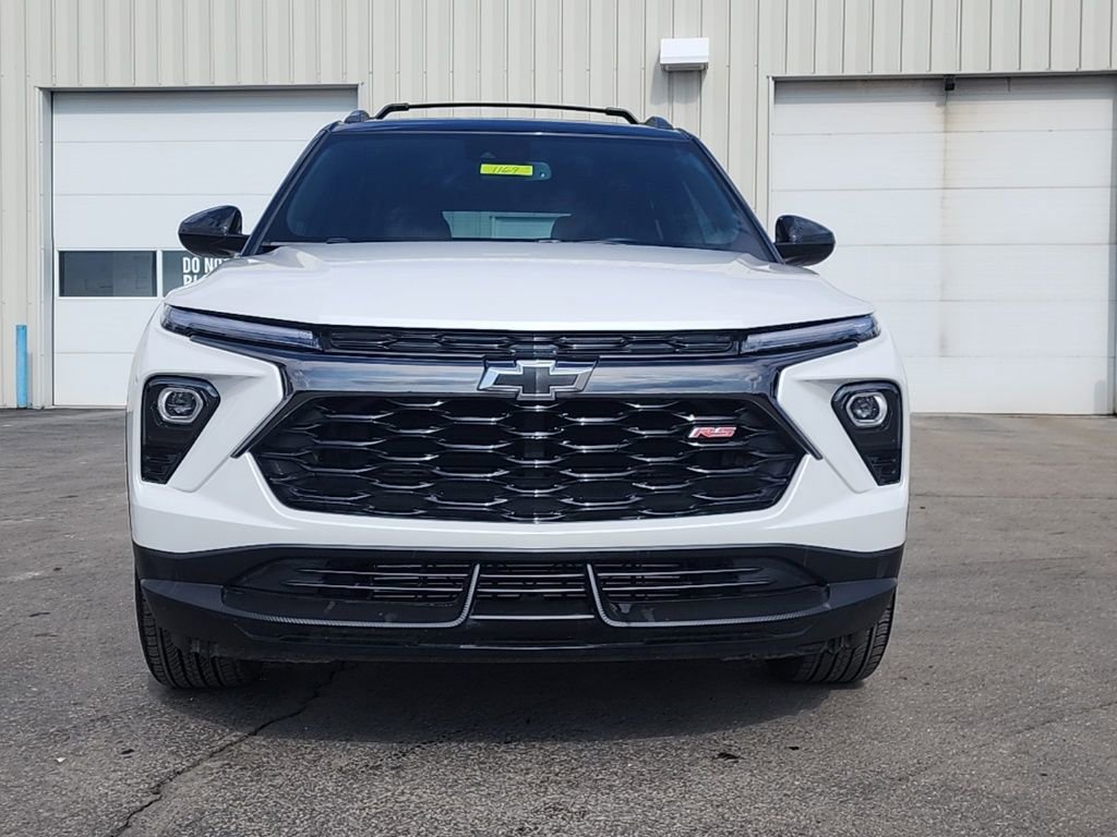 Used 2025 Chevrolet TrailBlazer RS w/ Convenience Package image 2