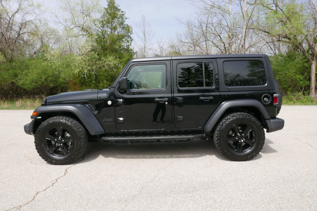 Used 2020 Jeep Wrangler Unlimited Sport AWD/4WD image 2