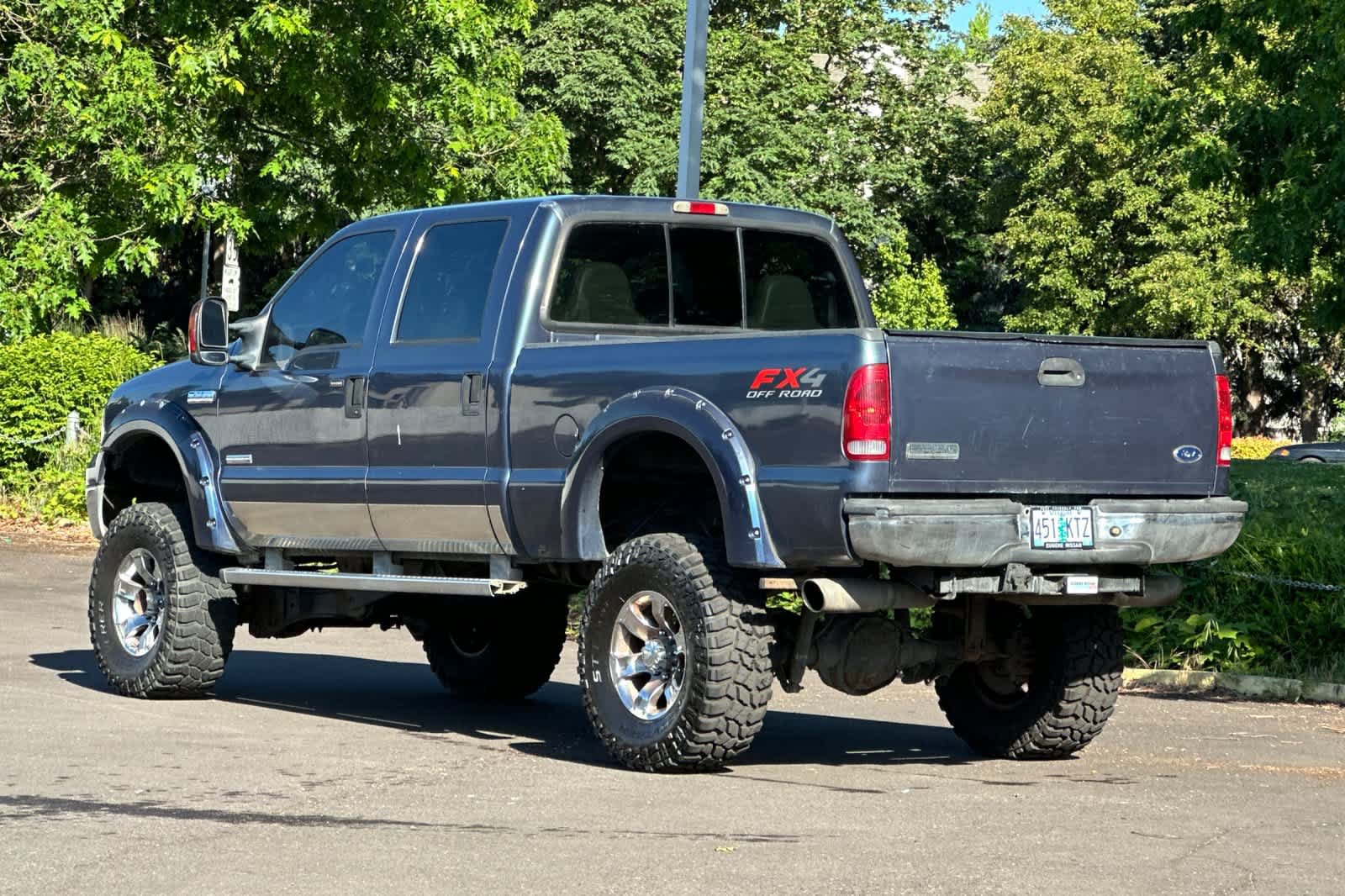 Used 2006 Ford F350 XLT AWD/4WD image 6