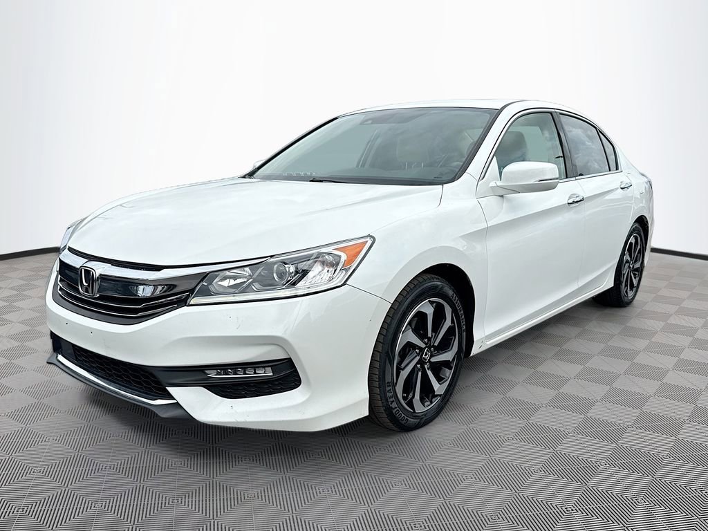 Used 2017 Honda Accord EX image 4