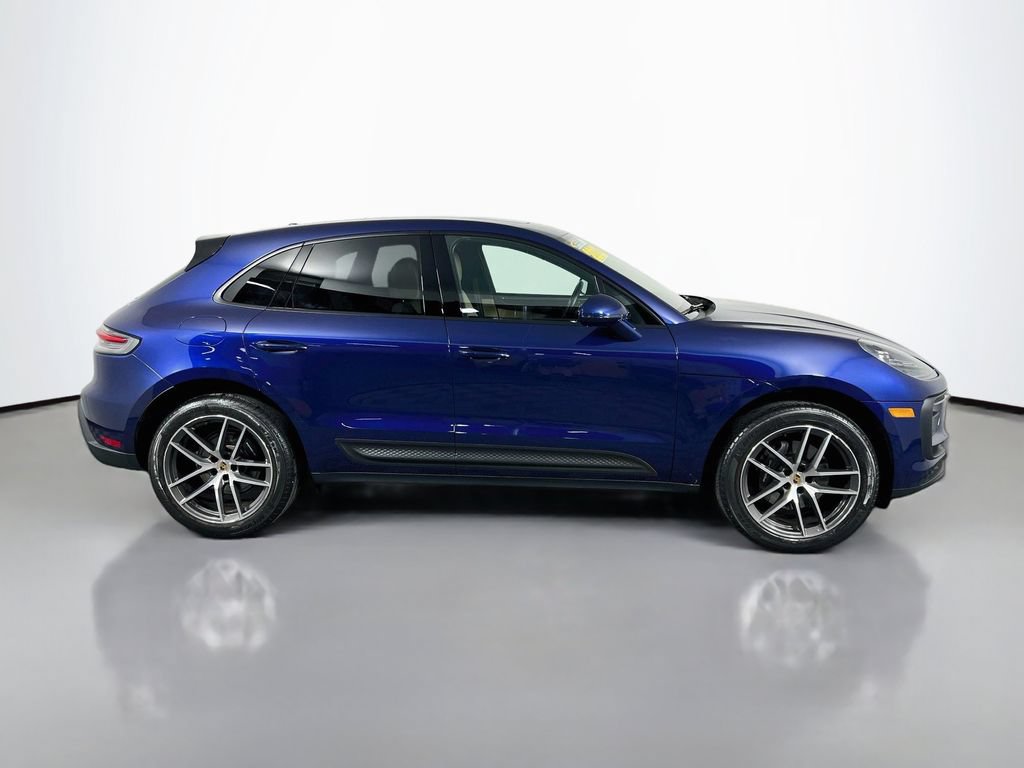 Used 2023 Porsche Macan Turbo AWD/4WD image 8