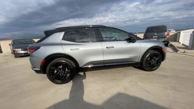New 2026 Chevrolet Equinox EV RS image 9