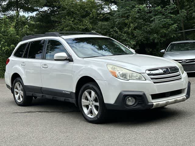 Used 2013 Subaru Outback 3.6R Limited w/ Moonroof Pkg AWD/4WD image 28