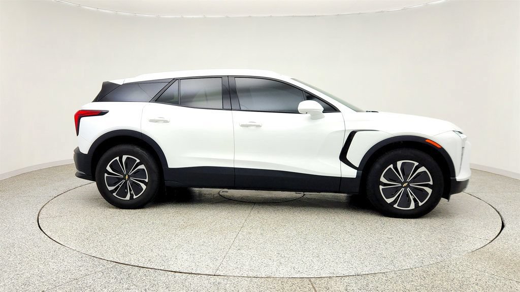 Used 2024 Chevrolet Blazer EV LT AWD/4WD image 4