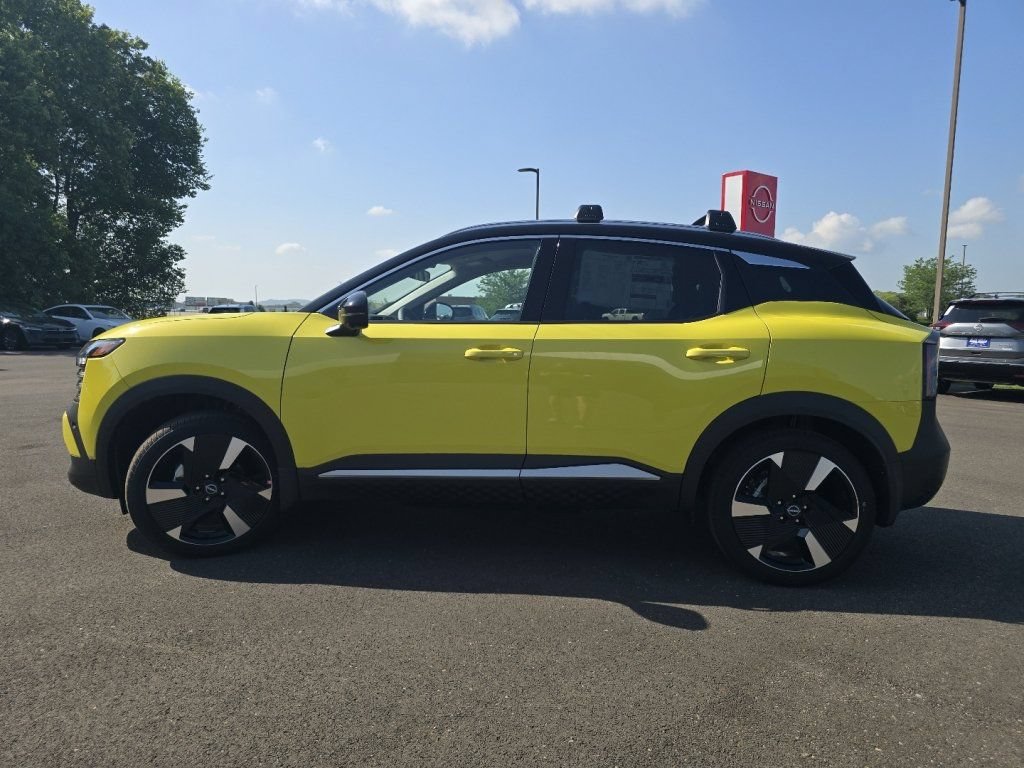 New 2026 Nissan Kicks SR w/ Cold Weather Package AWD/4WD image 11