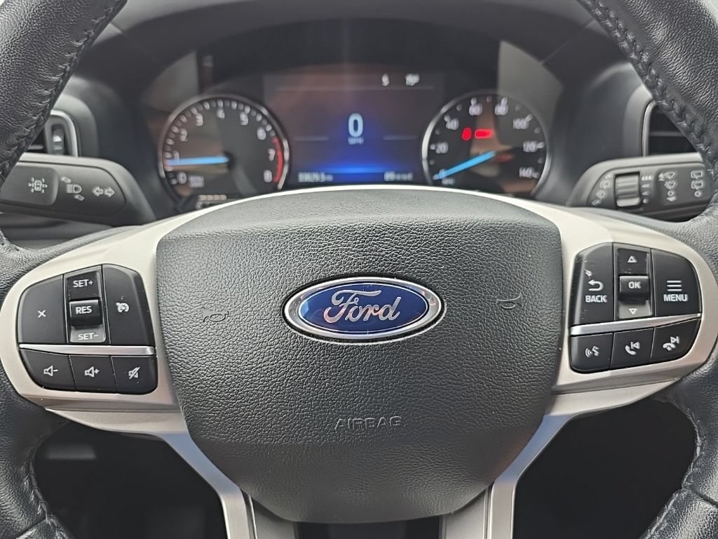 Used 2023 Ford Explorer XLT w/ Equipment Group 202A AWD/4WD image 20