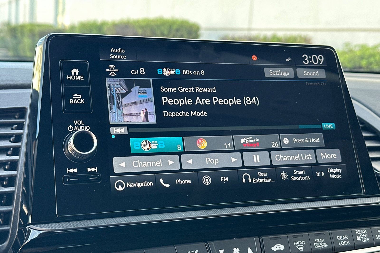 Used 2025 Honda Odyssey Touring image 20