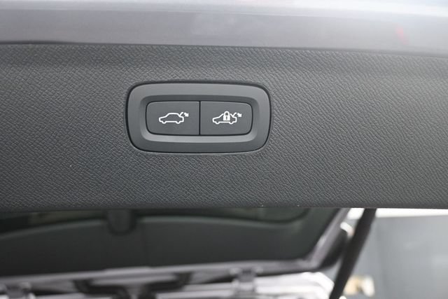 Used 2026 Volvo XC90 T8 Core w/ Protection Package Premier AWD/4WD image 25