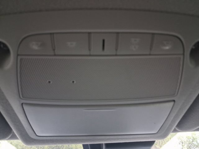 Used 2025 Nissan Leaf S FWD image 8